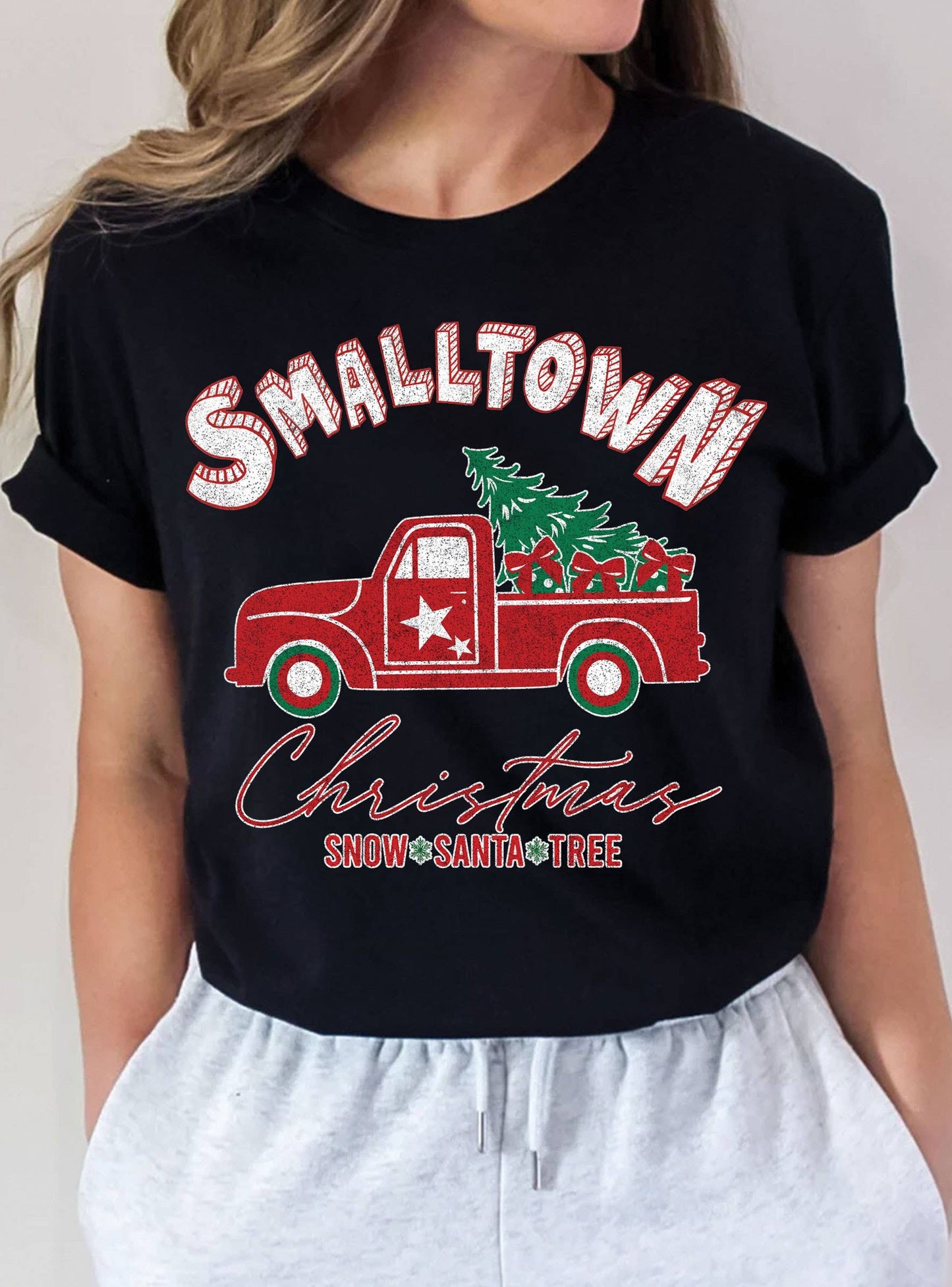SMALL TOWN CHRISTMAS GRAPHIC TSHIRT