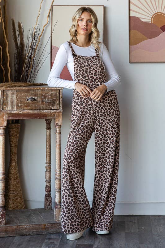 ANIMAL PRINT OVERALL JUMPSUIT