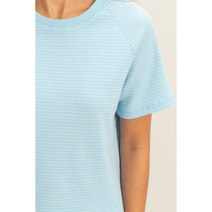 Textured Striped Raglan Sleeve Tee: BABY BLUE