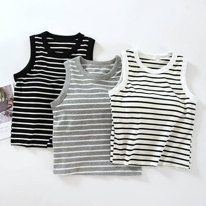 Stripe Tank w Shelf Bra: Black/White