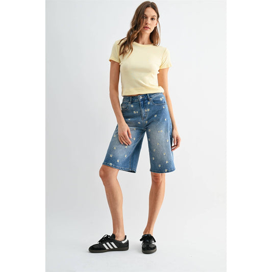 HIGH-RISE BERMUDA FLORAL SHORTS