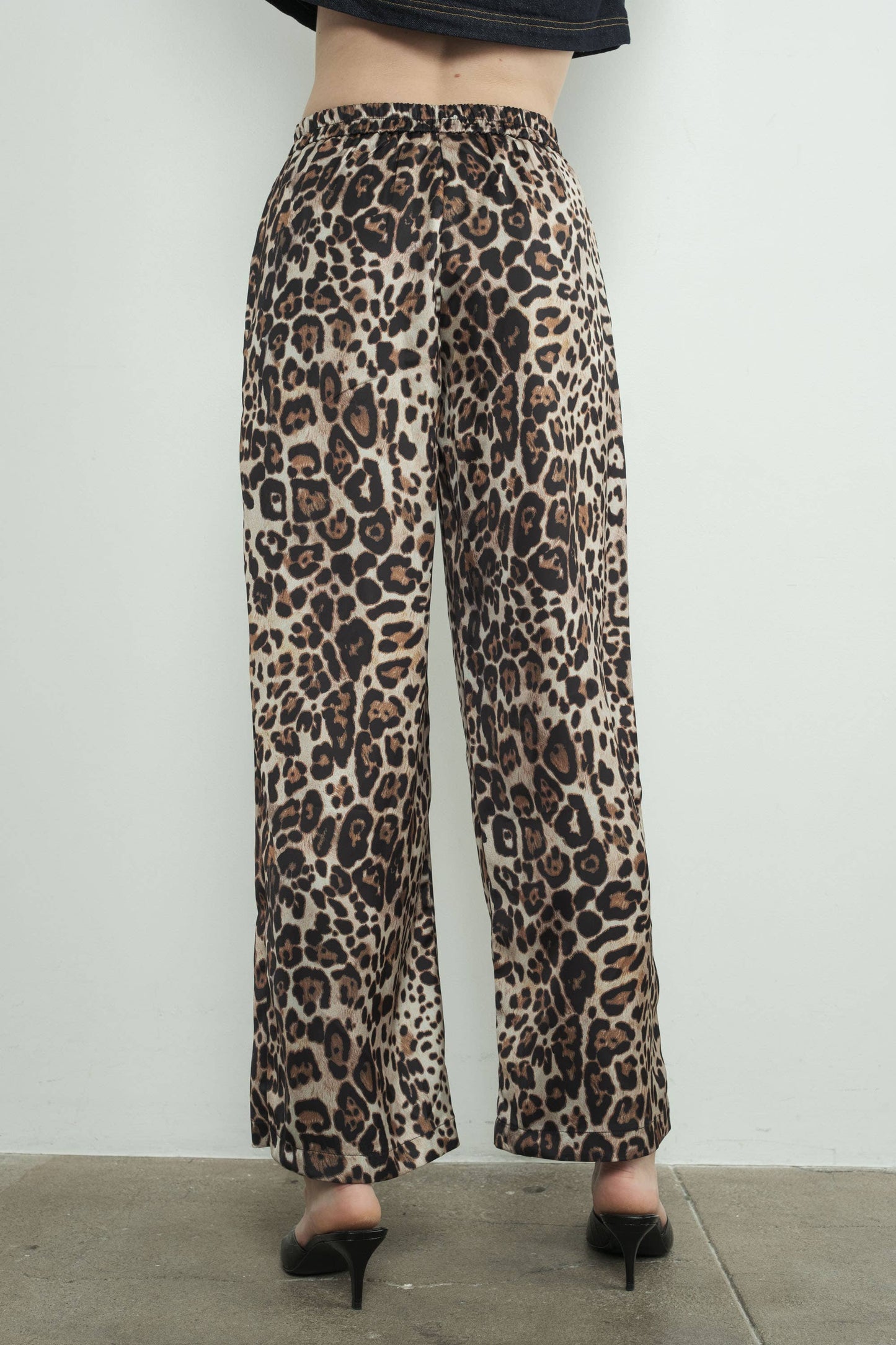 SATIN ANIMAL PRINT PANTS
