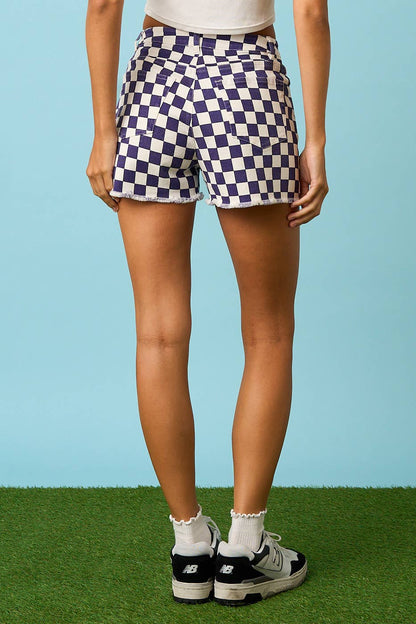 GAME DAY CHECKERED FRAYED HEM CASUAL SHORTS: BLACK