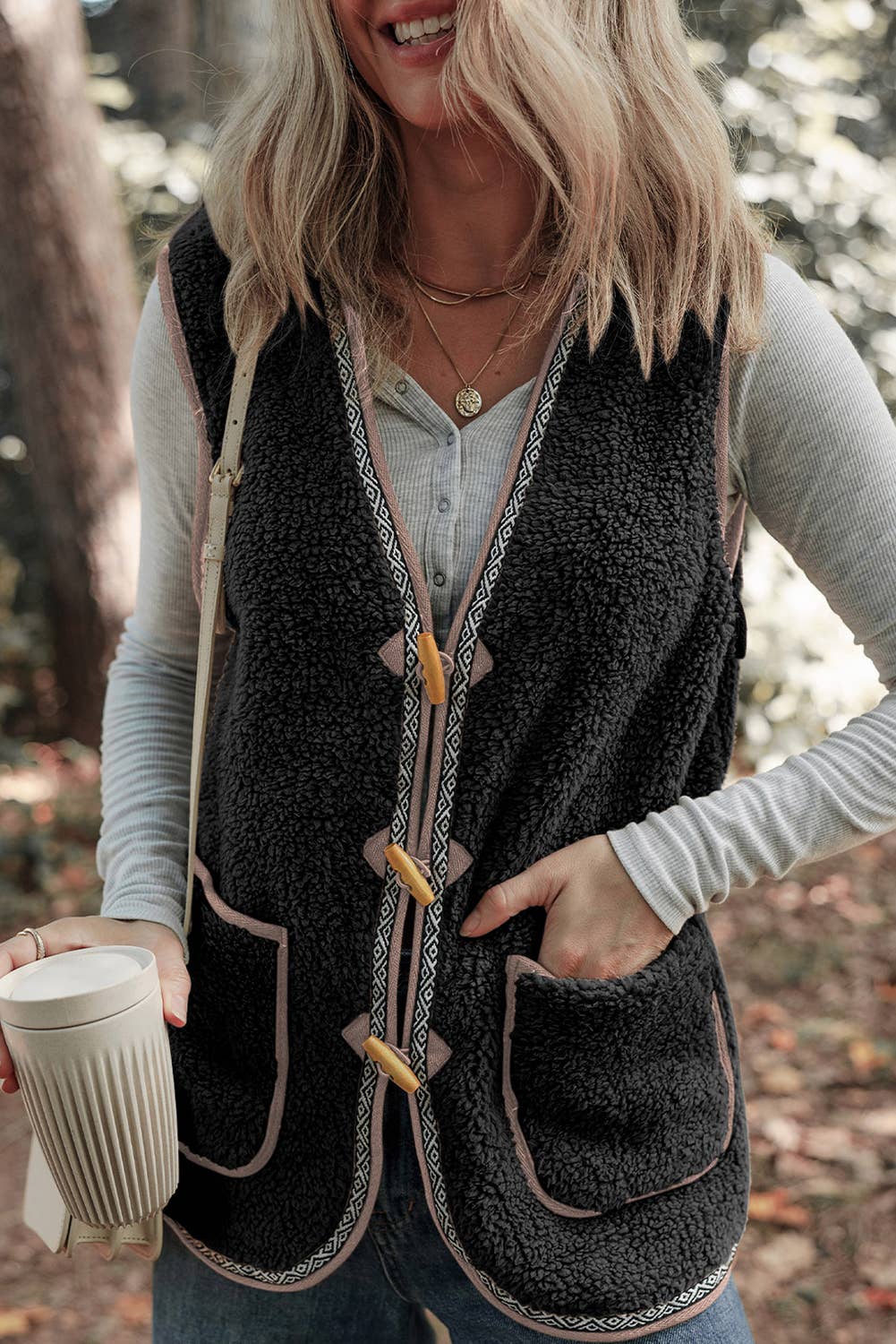 Contrast Trim Toggle Button Vest: Dark Grey