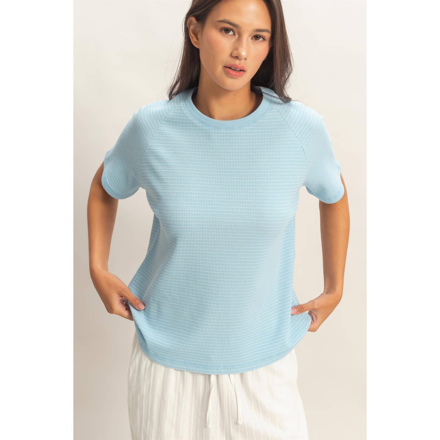 Textured Striped Raglan Sleeve Tee: BABY BLUE