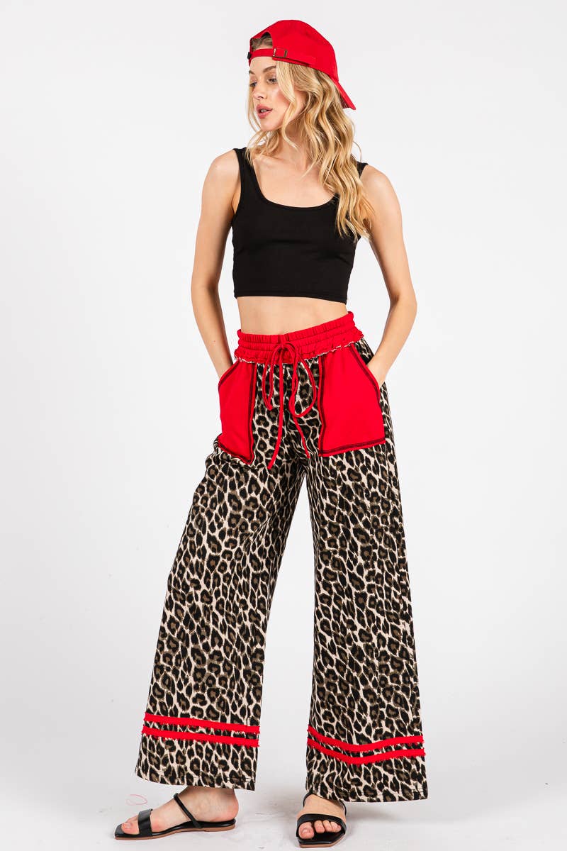 LEOPARD PRINT TERRY WIDE LEG PANTS