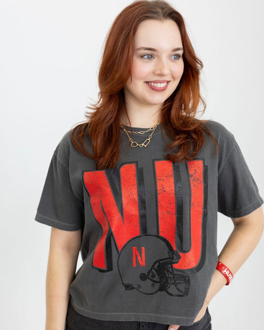 NU Football Dk Grey SS Long Cropped Tee