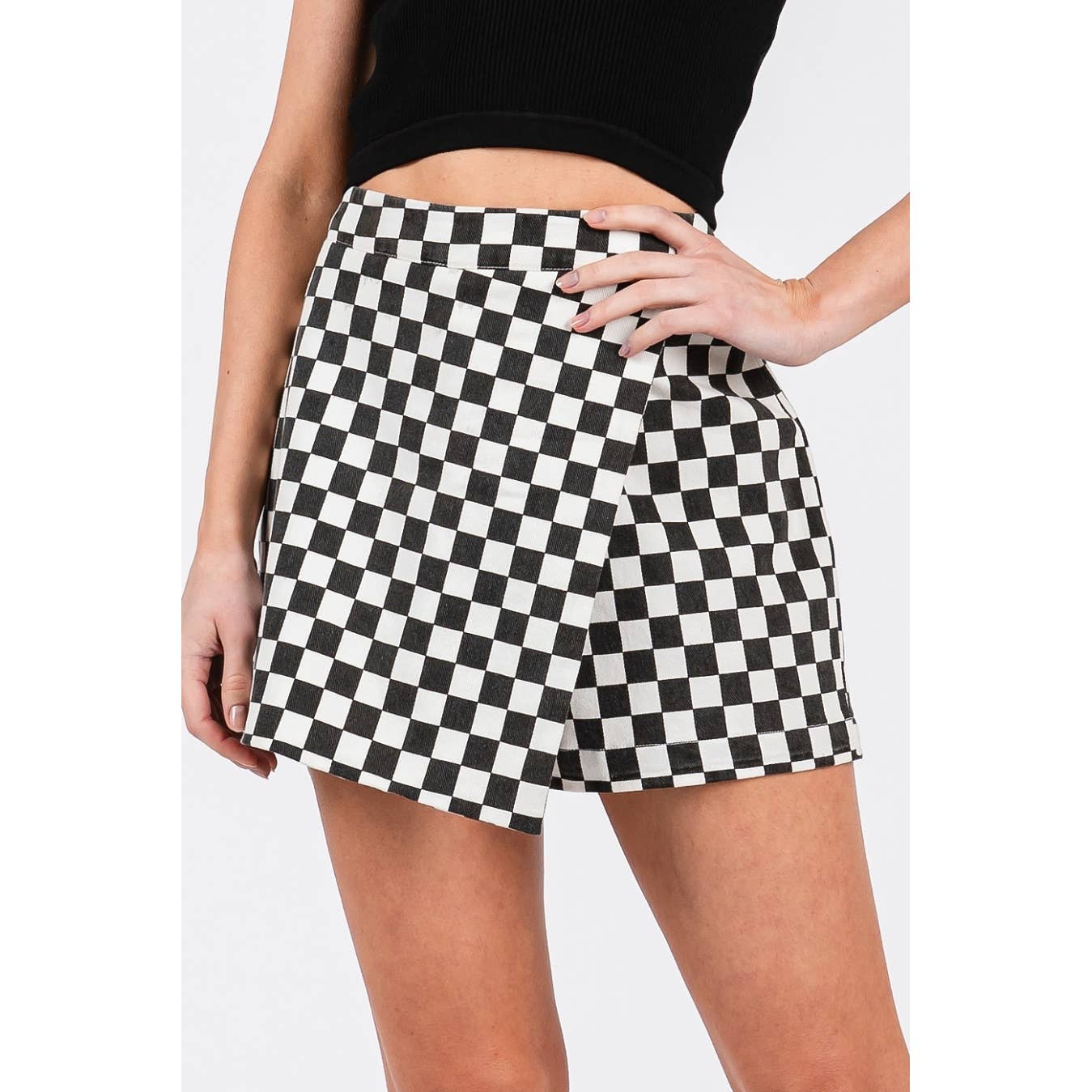 GAME DAY CHECKERED WRAP FRONT SKORT