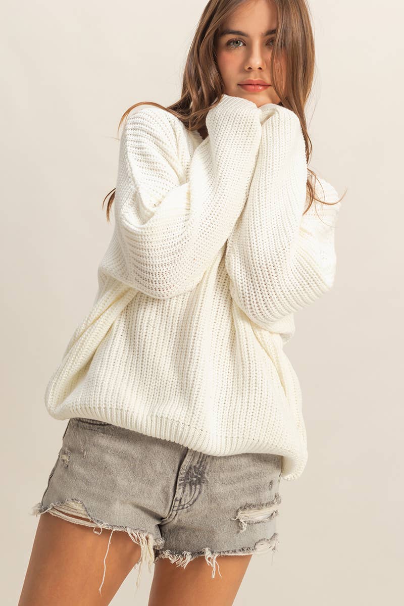 Oversized V-Neck Knit Sweater: WHITE