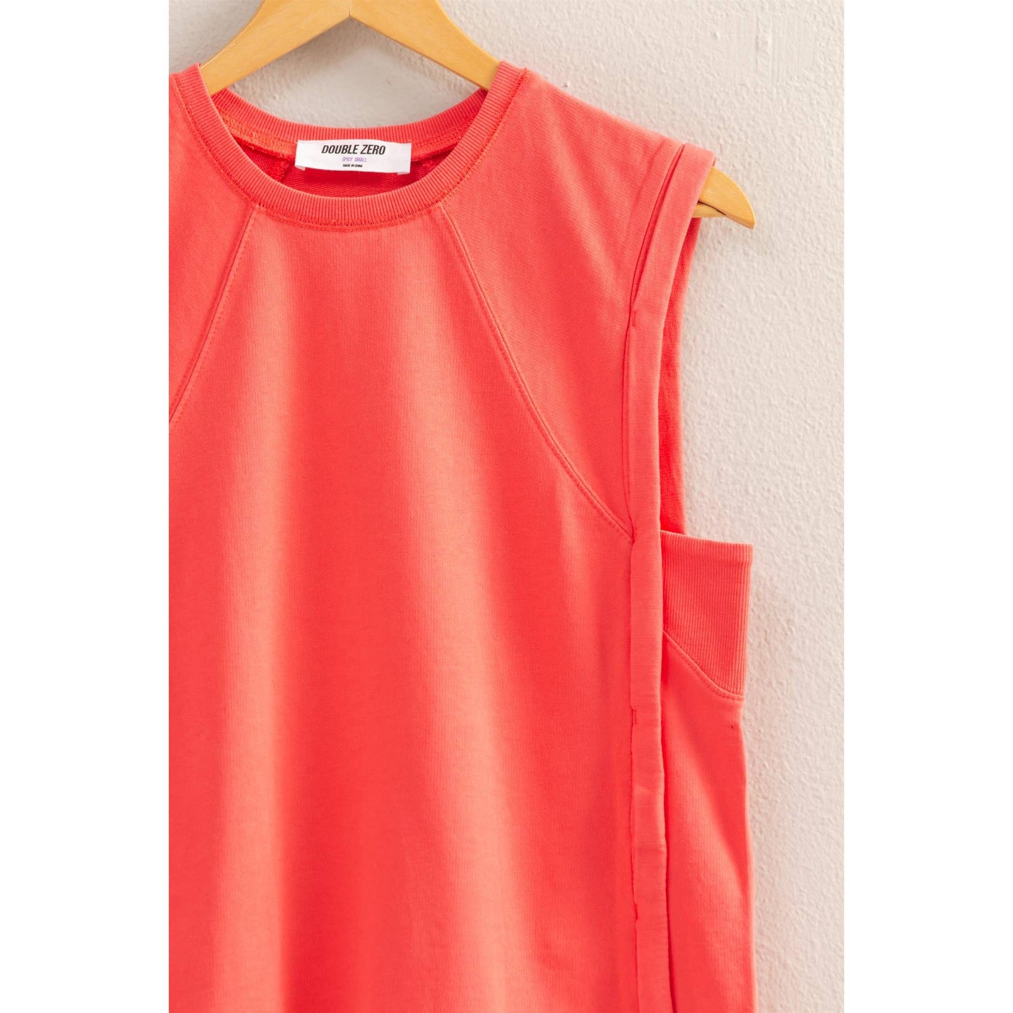 Round Neck Sleeveless Top: CORAL