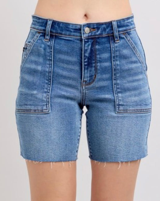 Mid Rise Bermudas With Back Pocket