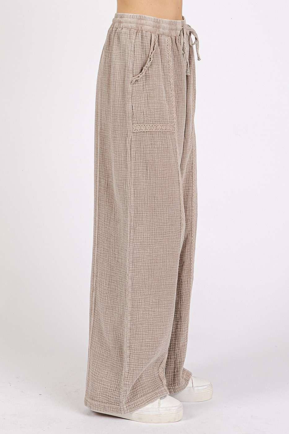 Lace Detail Elastic Waist Gauze Pants