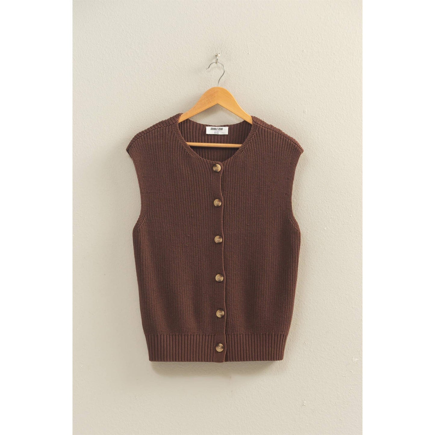 Sleeveless Button-Up Ribbed Vest: CHOCOLATE