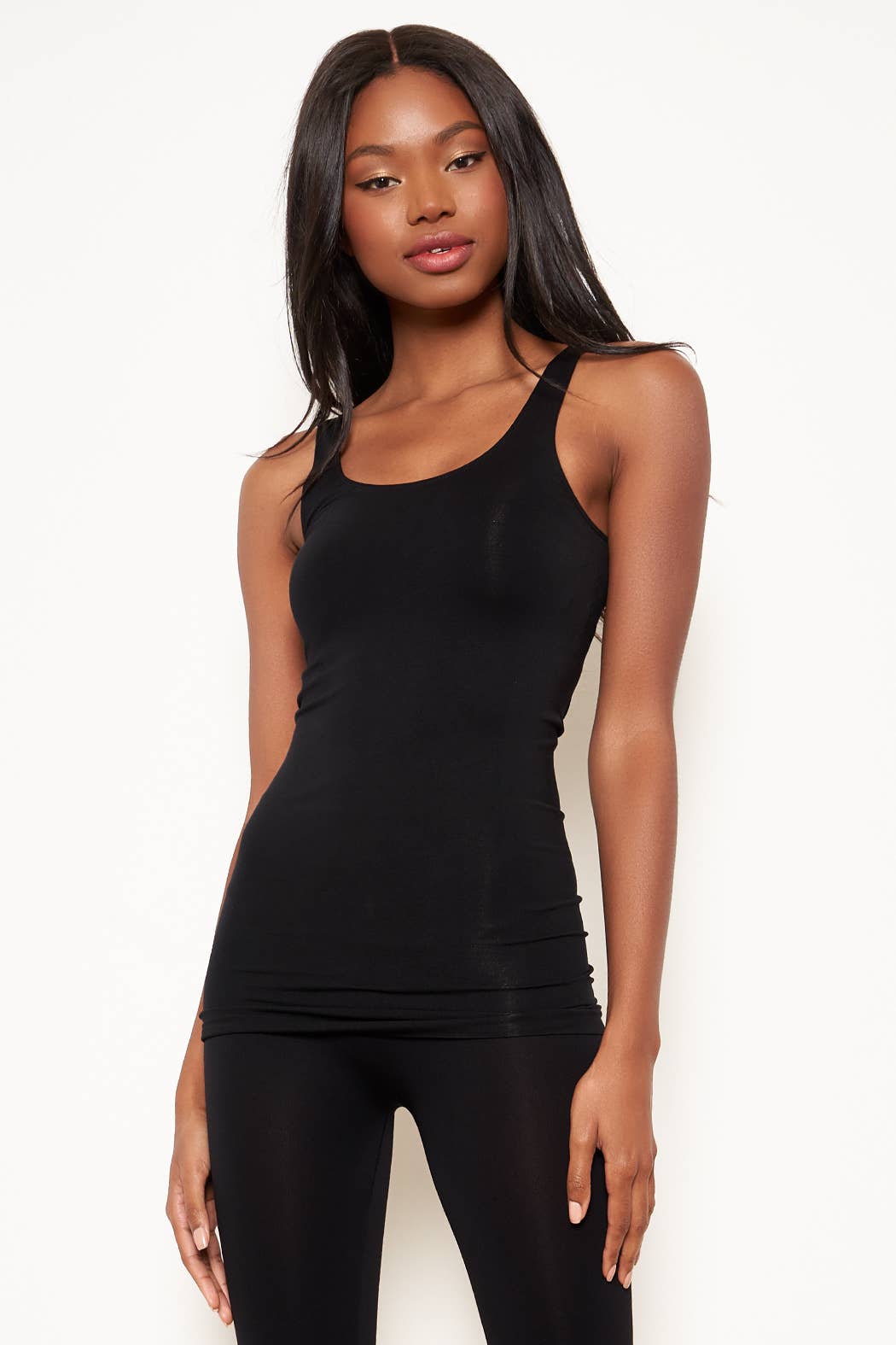 Seamless Scoop Neck Tank Top: Ivory