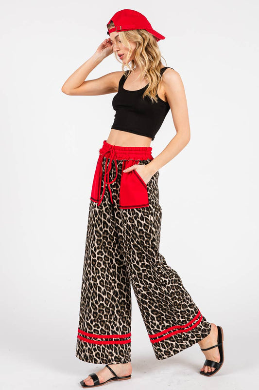 LEOPARD PRINT TERRY WIDE LEG PANTS