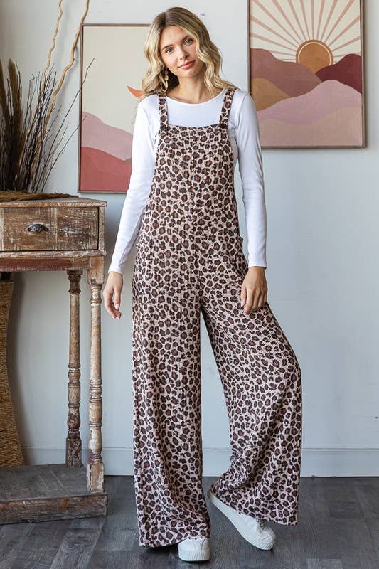 ANIMAL PRINT OVERALL JUMPSUIT