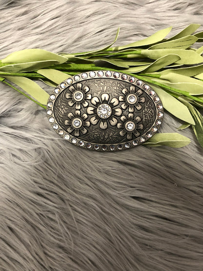 Oval Rhinestone Outlined